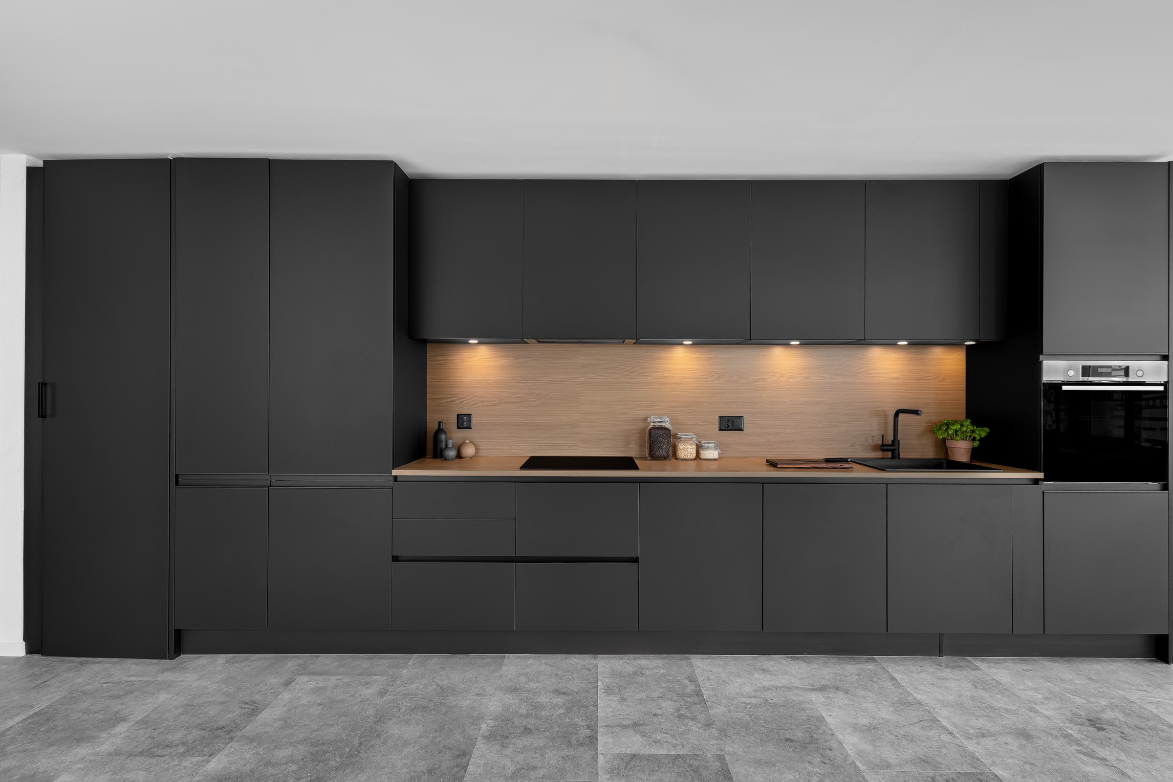Cuisine graphite, vue 1, réalisation BP Cuisines